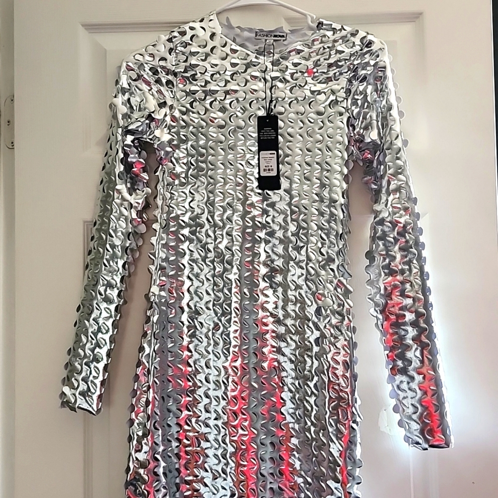 Medium mini dress